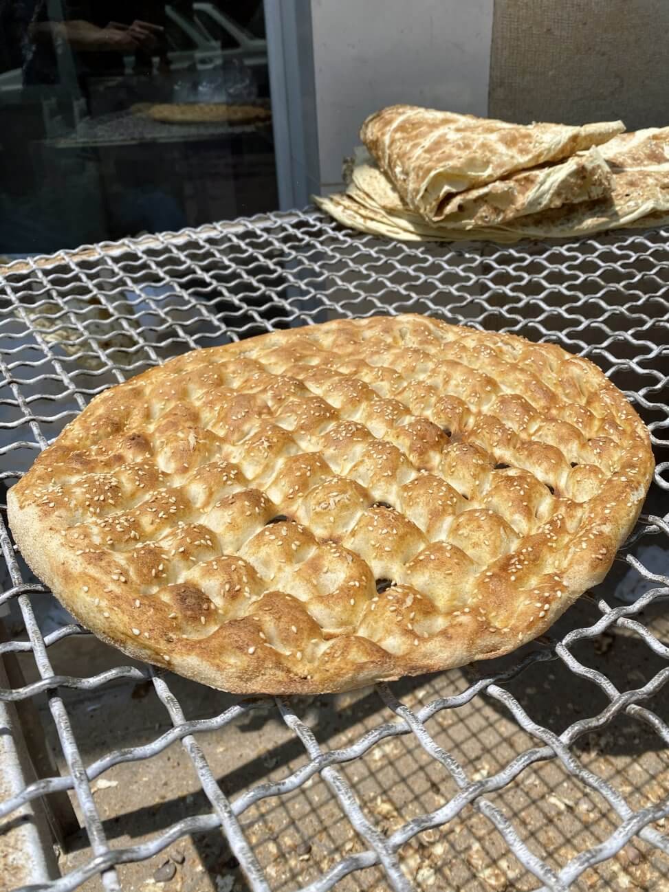 Why is all Iranian bread flat? - ASKANIRANIAN.COM